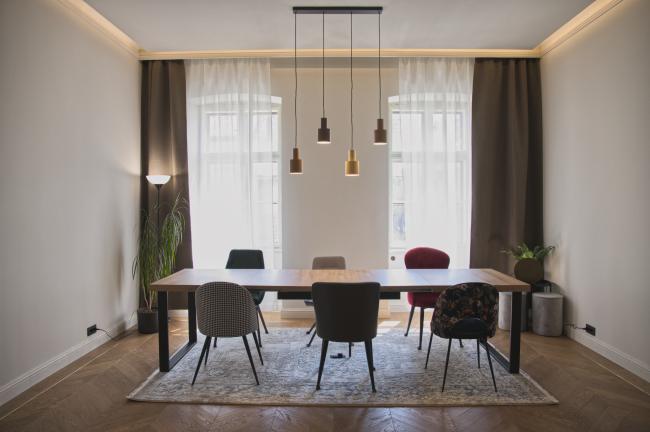 KoolWork - Meeting Room 6 people